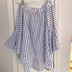 Off the shoulder, Bell bottom sleeves,  tunic